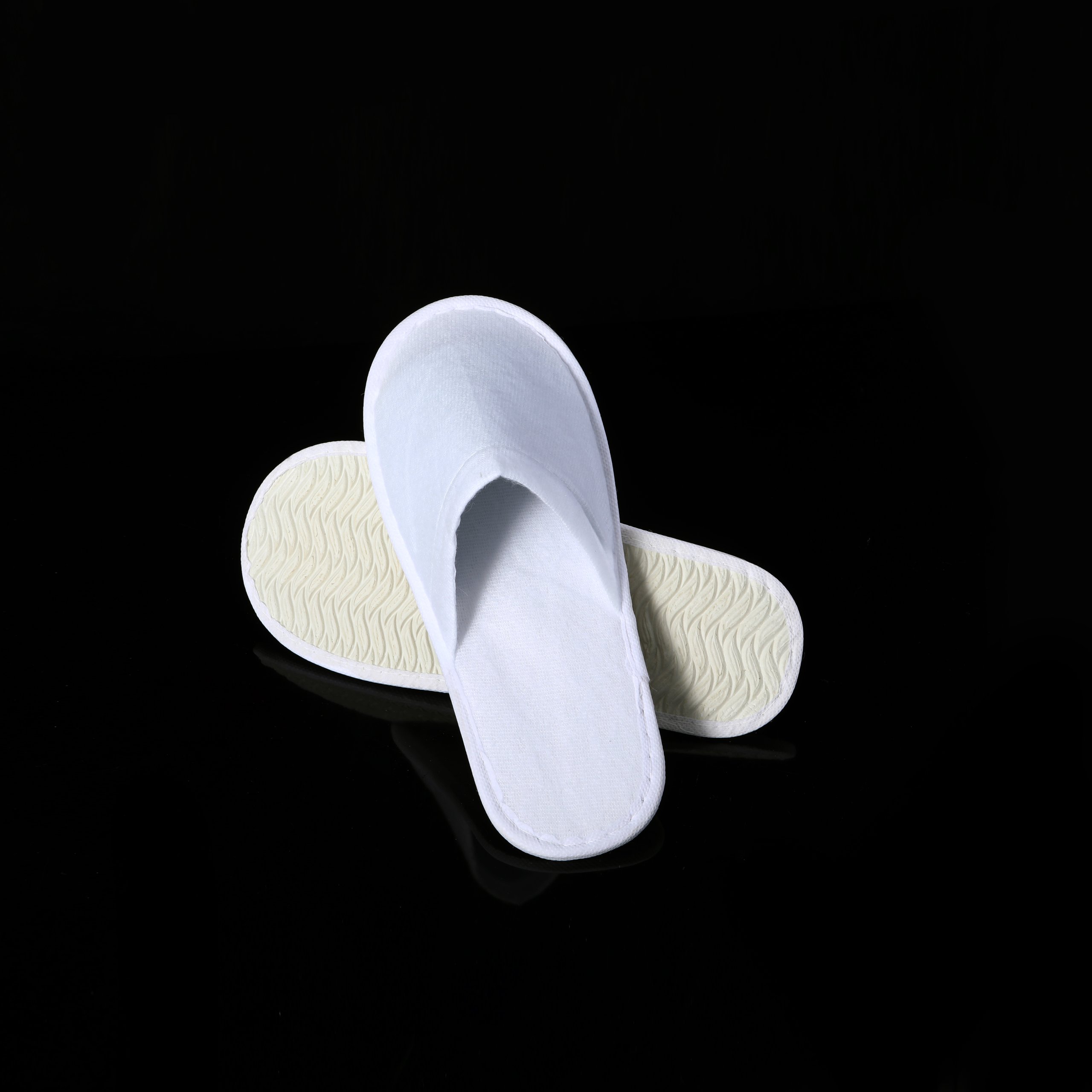 Custom Logo Disposable Soft Film Toothbrush and Toothpaste Set Black Hotel Amenities Toothbrushes Hotel Supplies - Image 6