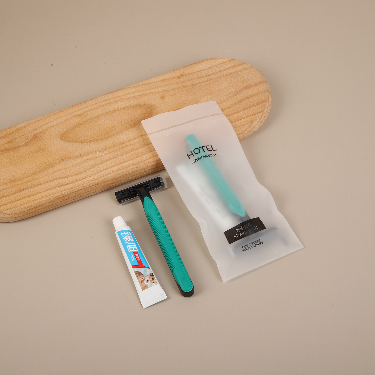 Custom Logo Disposable Soft Film Toothbrush and Toothpaste Set Black Hotel Amenities and Supplies - Imagem 3