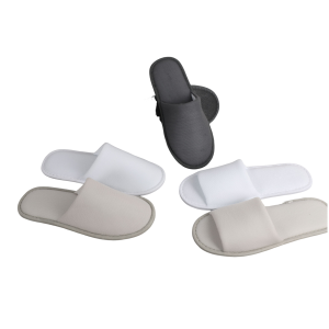 Custom Luxury Disposable Polyester Spa Slippers with Personalized Logo Hotel Amenities for Spa Travel Guests