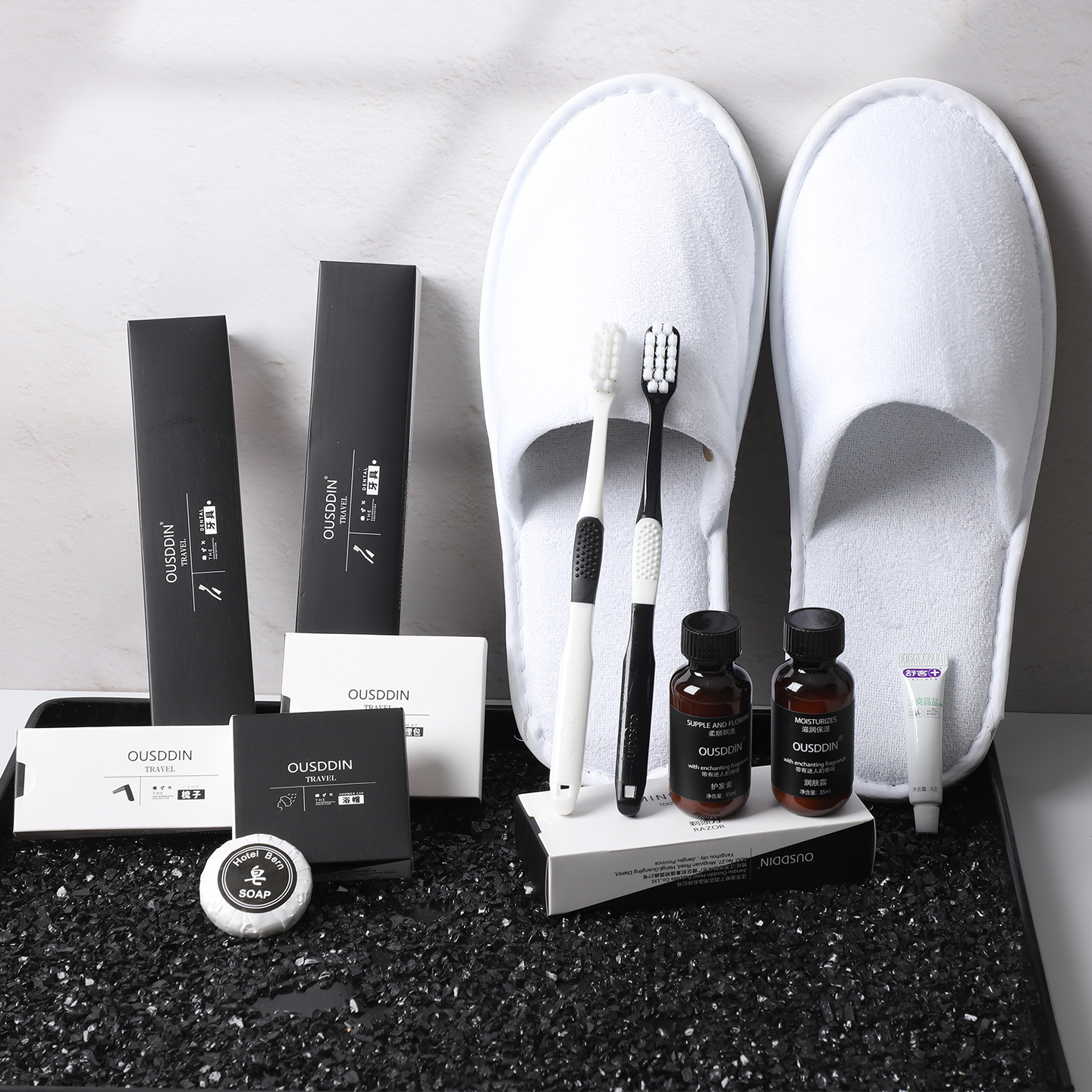 Custom Logo Disposable Toothbrush and Toothpaste Set Black and White Box Hotel Amenities Toothbrushes Hotel Supplies