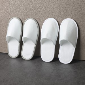 Custom Personalized Luxury Disposable Pulled Fabric Spa Slippers with Custom Logo Travel Guest Amenities for Hotel and Spa