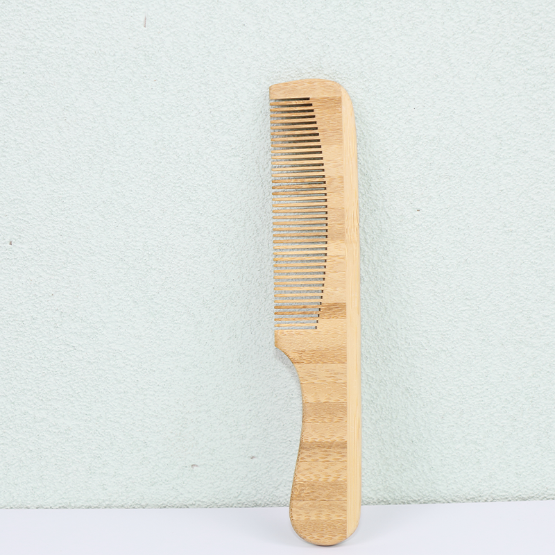 Biodegradable Eco-Friendly Bamboo Comb Individually Packed for Hotel Airbnb Resort Rental Fast Delivery Existing Neutral Stock - Image 2
