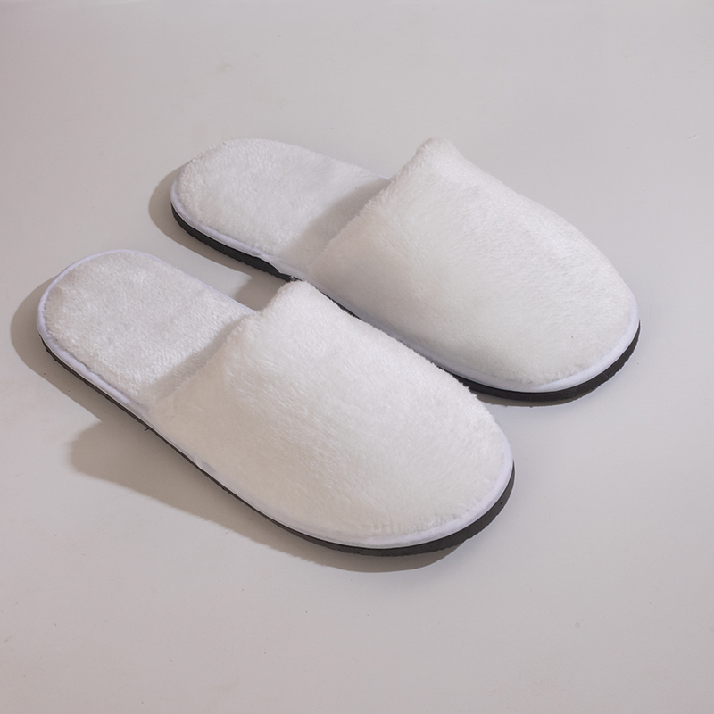 Hotel Distributor Custom Logo Personalized Washable Disposable Autumn and Winter Ultra-Soft Arctic Fleece Slippers - الصورة 4