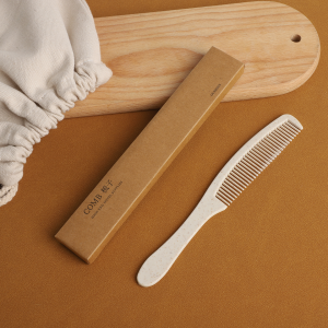 Biodegradable Wheat Straw Hair Combs Eco-Friendly Hotel Amenities in Kraft Paper Box