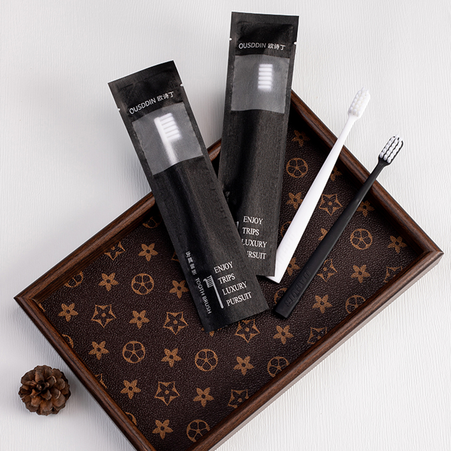 Custom Eco Friendly Biodegradable Hotel Bathroom Toiletries Amenities Set Disposable Luxury Hotel Travel Supplies Kit