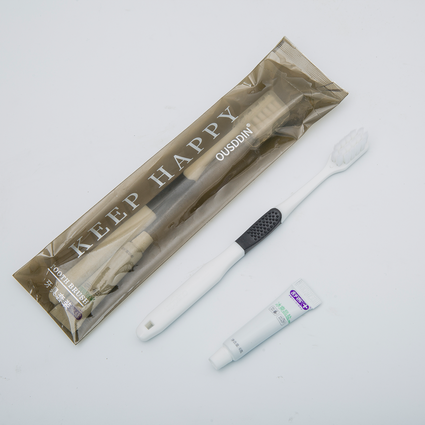 Custom Logo Disposable soft film Toothbrush and Toothpaste Set Black Hotel Amenities Toothbrushes Hotel Supplies - Image 3