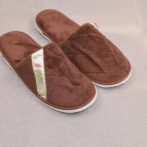 Custom Personalized Luxury Disposable Coral Fleece Spa Slippers with Custom Logo Travel Guest Amenities for Hotel and Spa