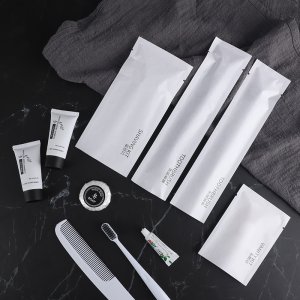 Hotel Supplies One Stop Wholesale Biodegradable Kraft Package Hotel Toiletries Amenity Kit