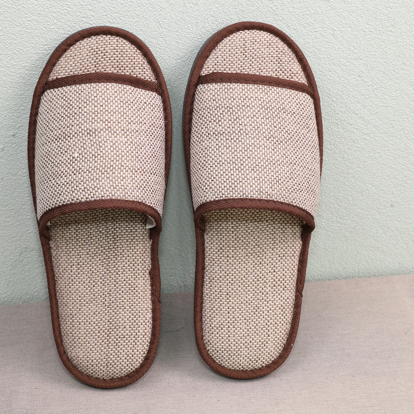 Custom Personalized Luxury Disposable LinenSpa Slippers with Custom Logo Travel Guest Amenities for Hotel and Spa - Image 2