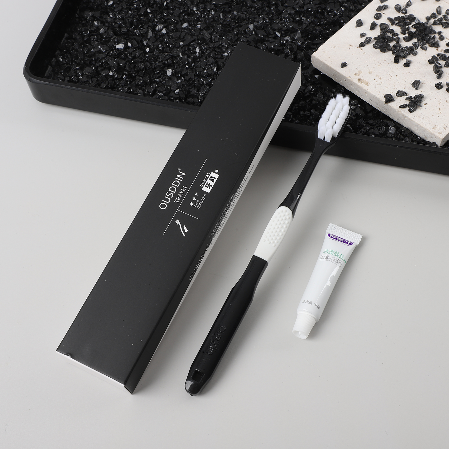 Custom Logo Disposable Toothbrush and Toothpaste Set Black and White Box Hotel Amenities Toothbrushes Hotel Supplies - 图片 3