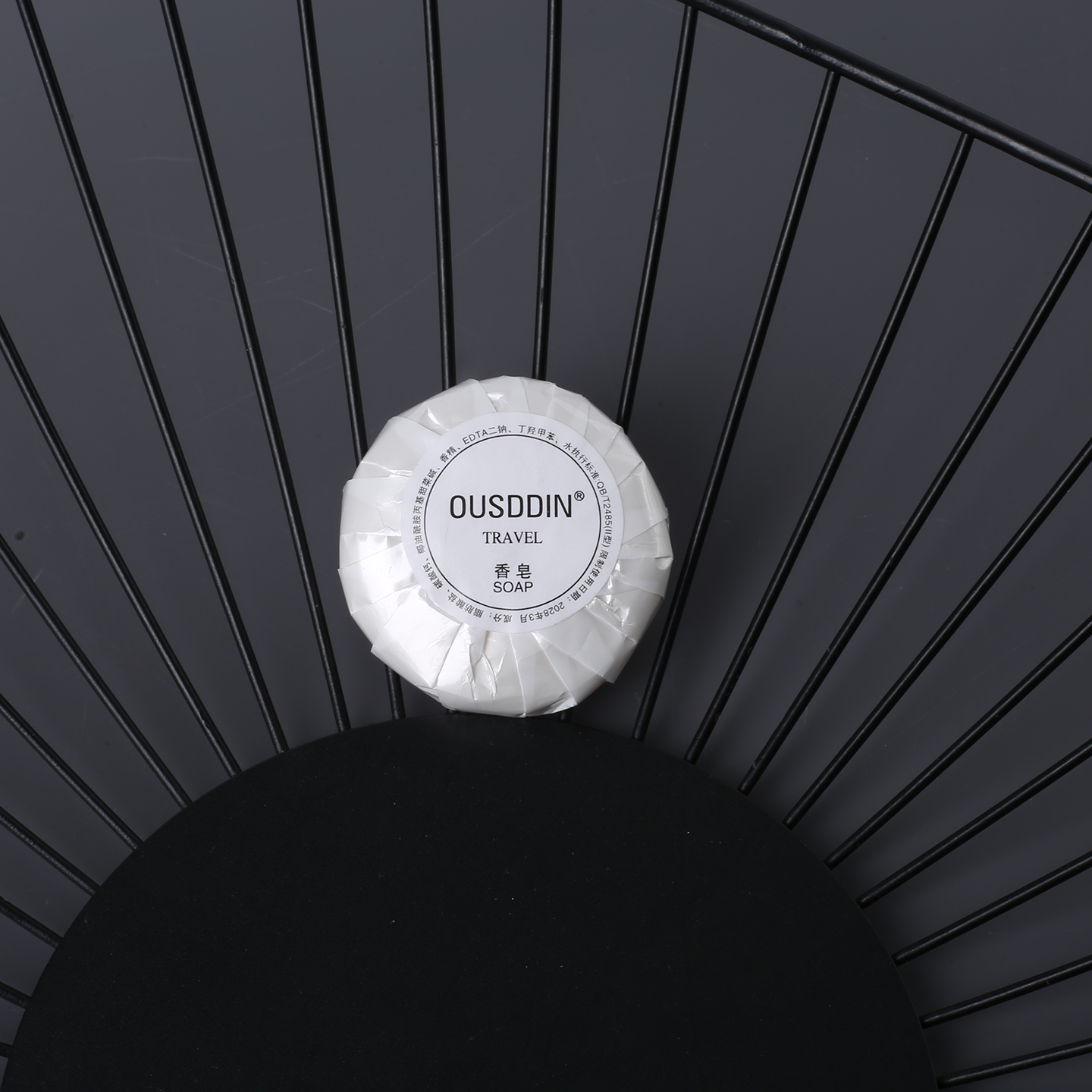 Custom Logo Disposable Toothbrush and Toothpaste Set Black and White Hotel Amenities Toothbrushes Hotel Supplies - Image 4